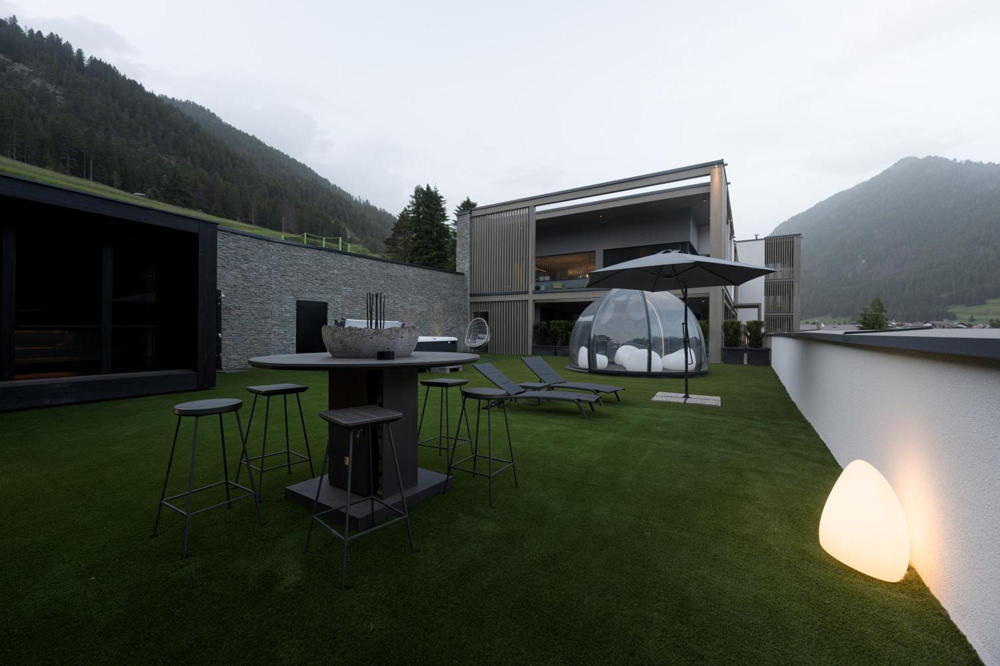 Dolomiti Exclusive Your Mountain Suite Pozza di Fassa Exterior photo